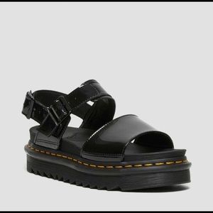 Black Patent Lamper Dr. Marten platform shoes. Size 10 women’s. Brand new!